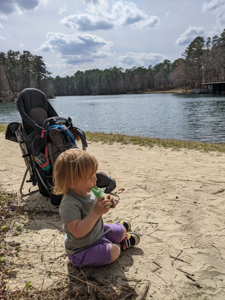 3 Rules for Toddler Hiking Snacks